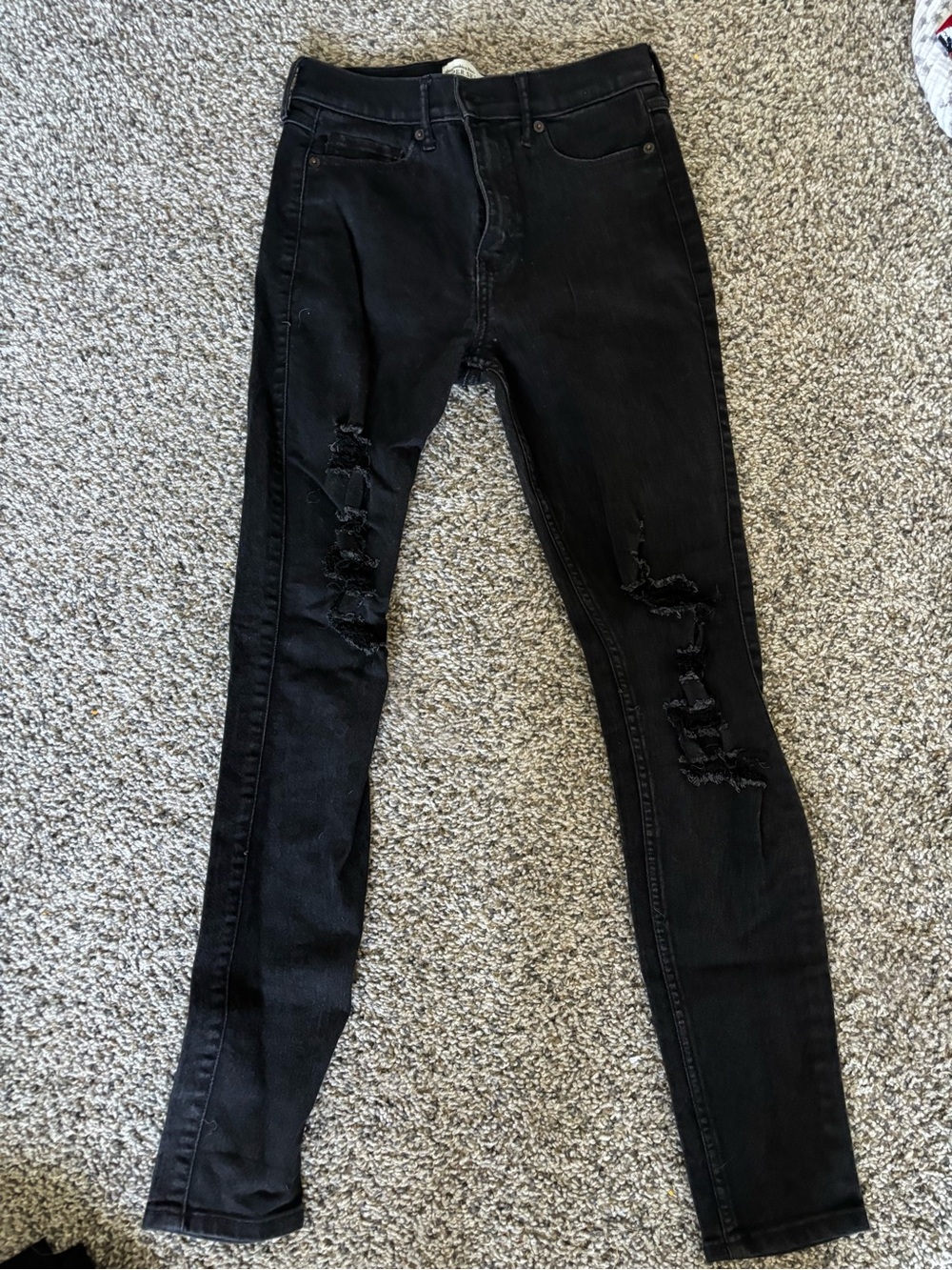 Abercrombie & Fitch Black Distressed Skinny Jeans